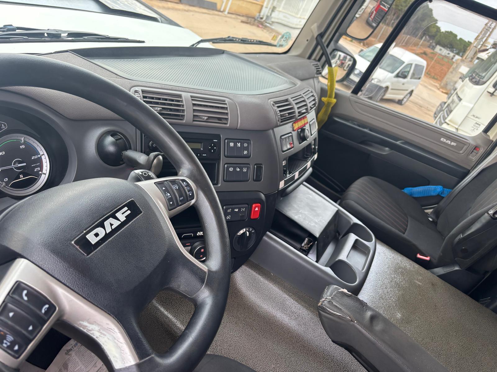 
								Cabeza tractora DAF CF FT 450 4×2 Diesel Euro 6 usada full									