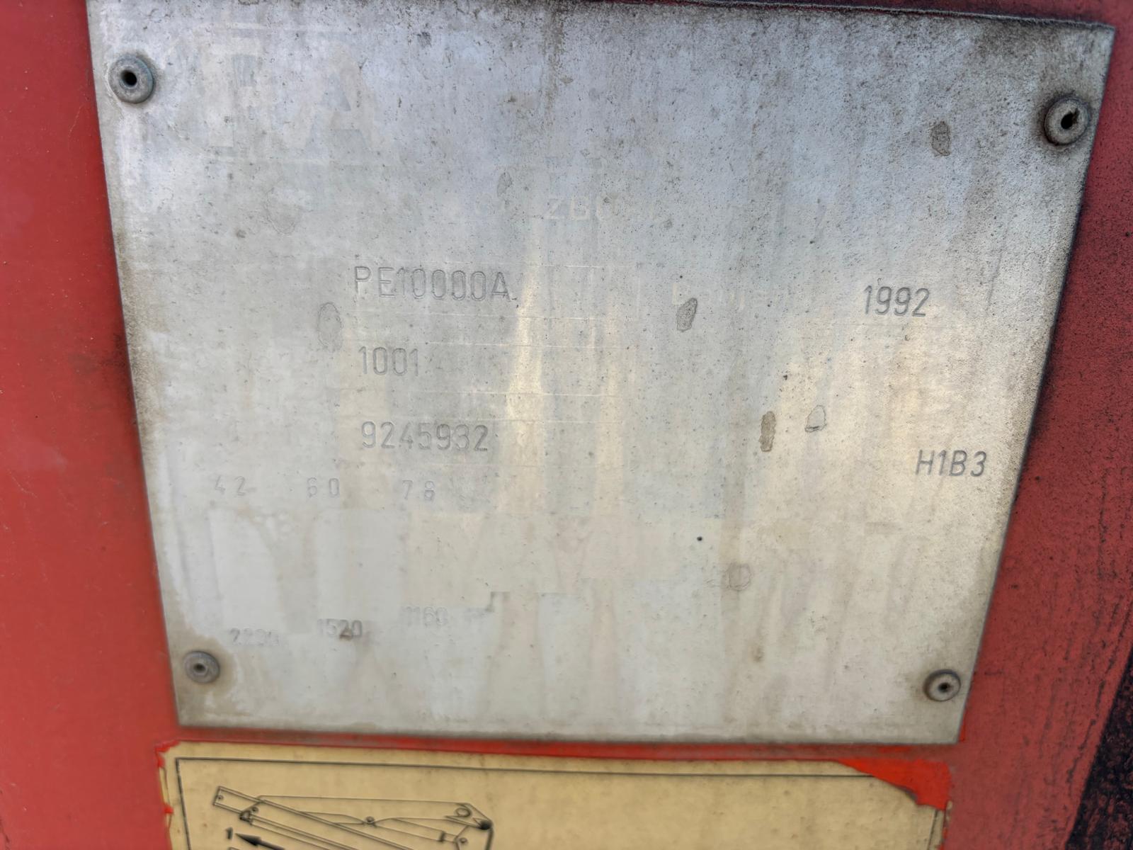 
								Camión caja abierta MAN F2000 19.403 6×2 Diesel Euro 2 grúa usado full									