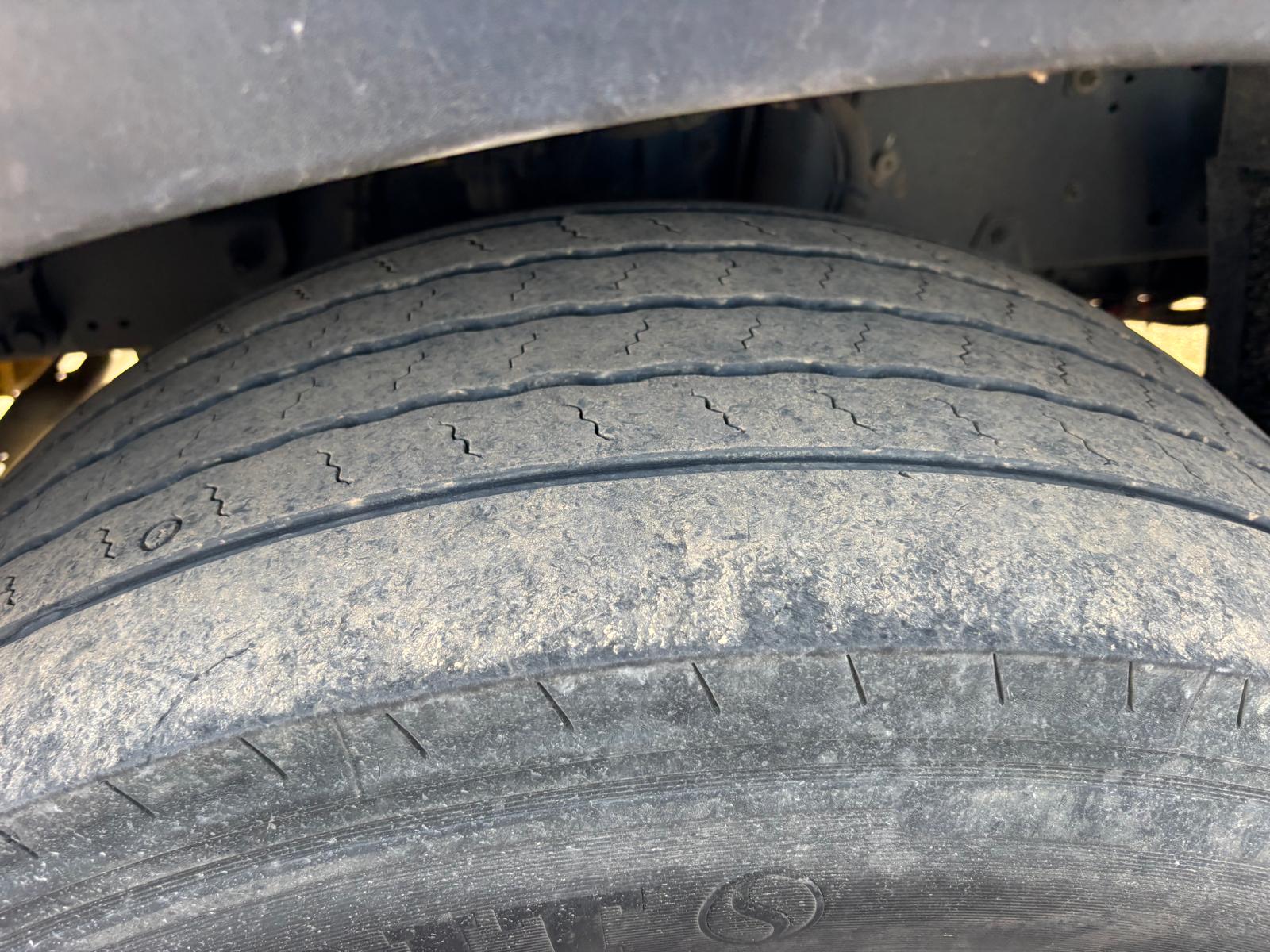 
								Camión tautliner (lonas correderas) DAF XF FT 480 6×2 Diesel Euro 6 usado full									