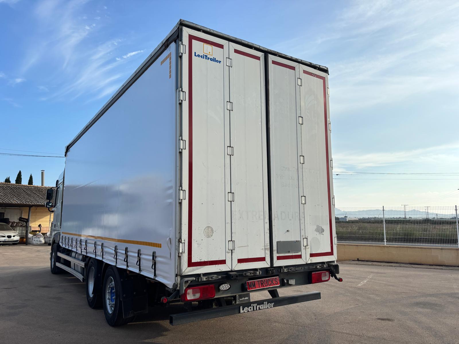 
								Camión tautliner (lonas correderas) DAF XF FT 480 6×2 Diesel Euro 6 usado full									