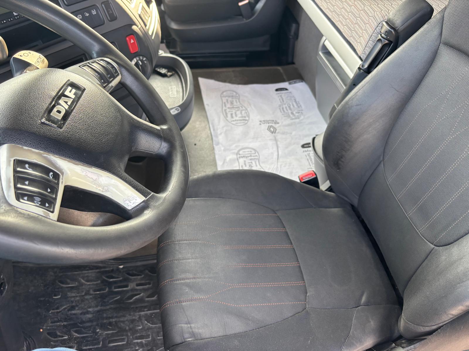 
								Camión tautliner (lonas correderas) DAF XF FT 480 6×2 Diesel Euro 6 usado full									