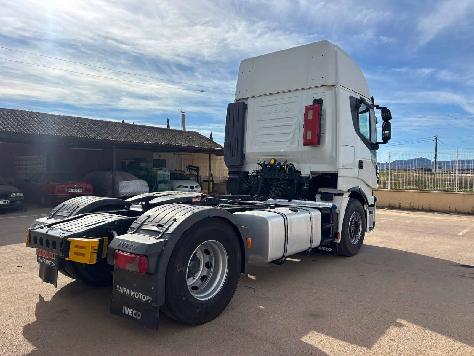 
								Cabeza tractora Iveco Stralis 510 4×2 Diesel Euro 6 Sistema hidráulico usada full									